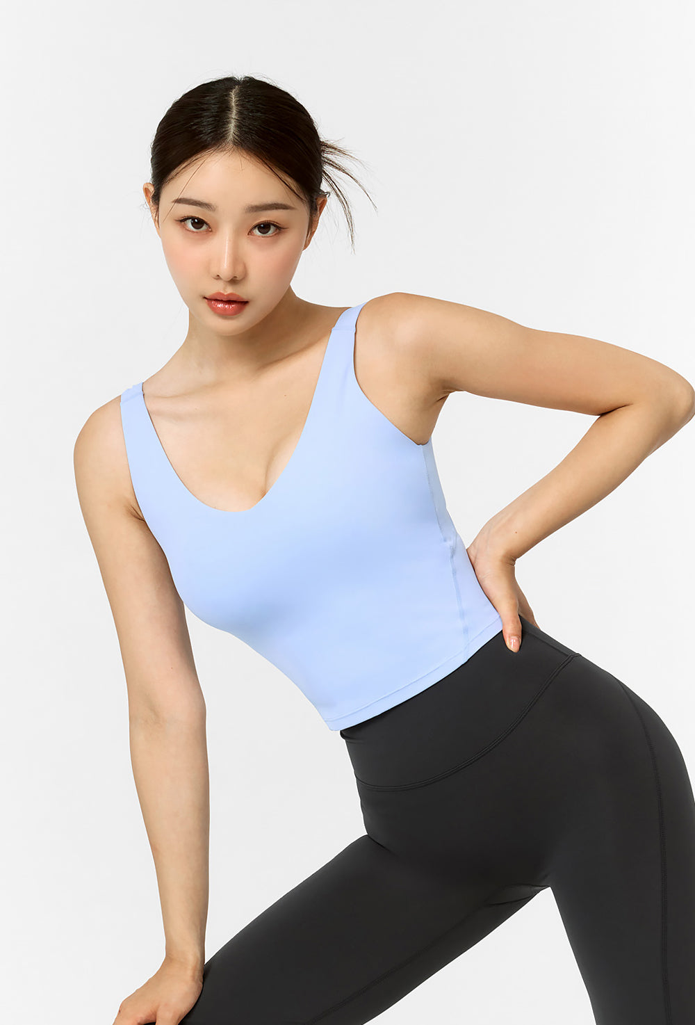 Black Label Signature Breathable V-Neck Crop - Lavender Blue