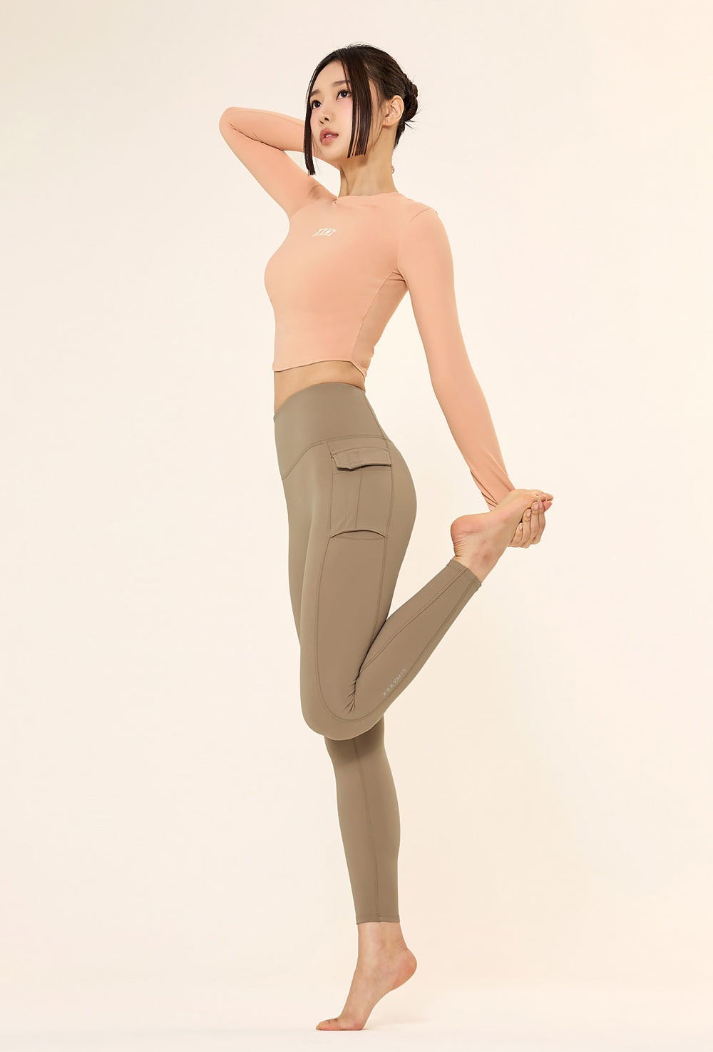 Black Label Signature 360N Out Pocket Leggings - Mocha Mousse