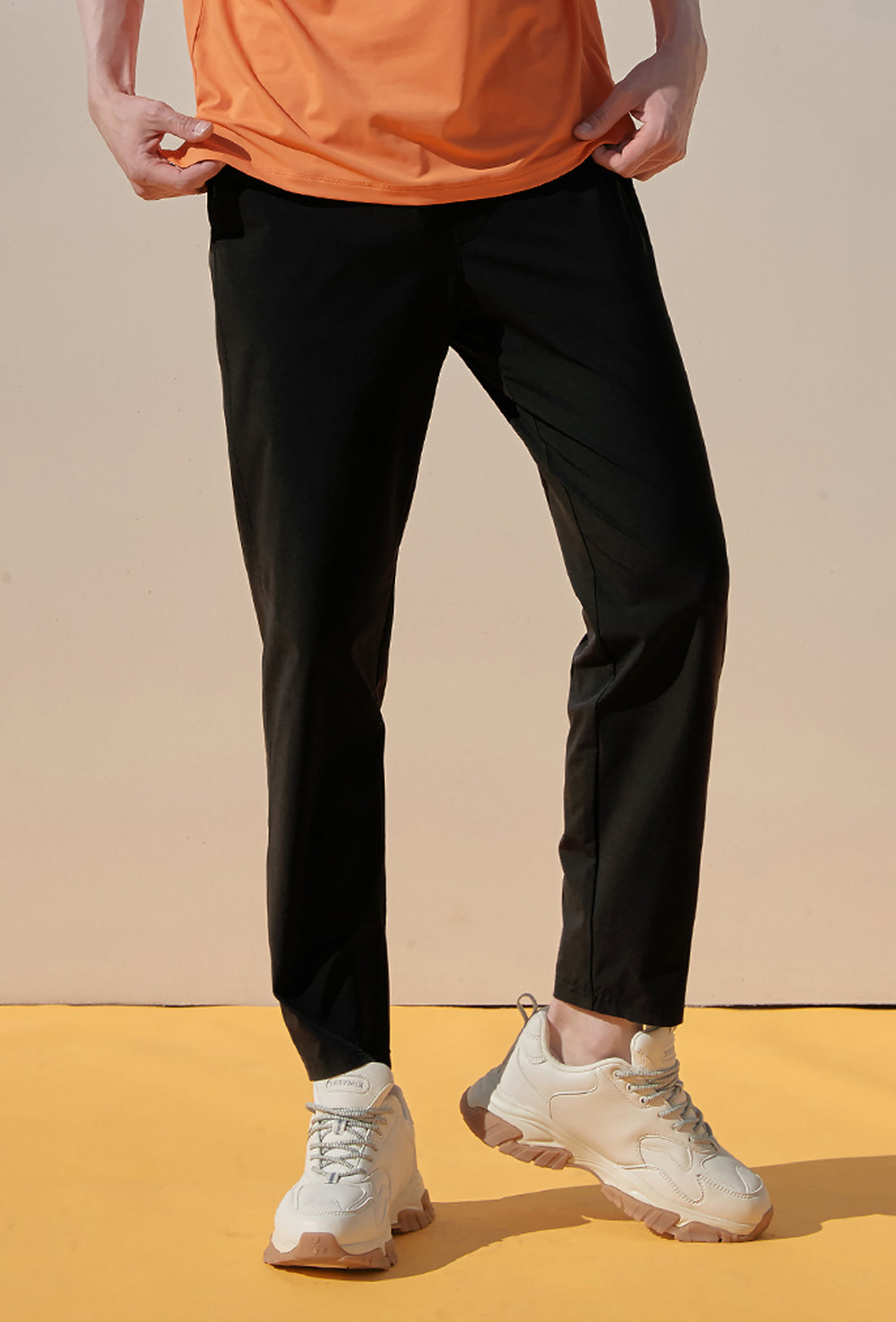 Elastic Tapered Fit Pants 9.5 - Black